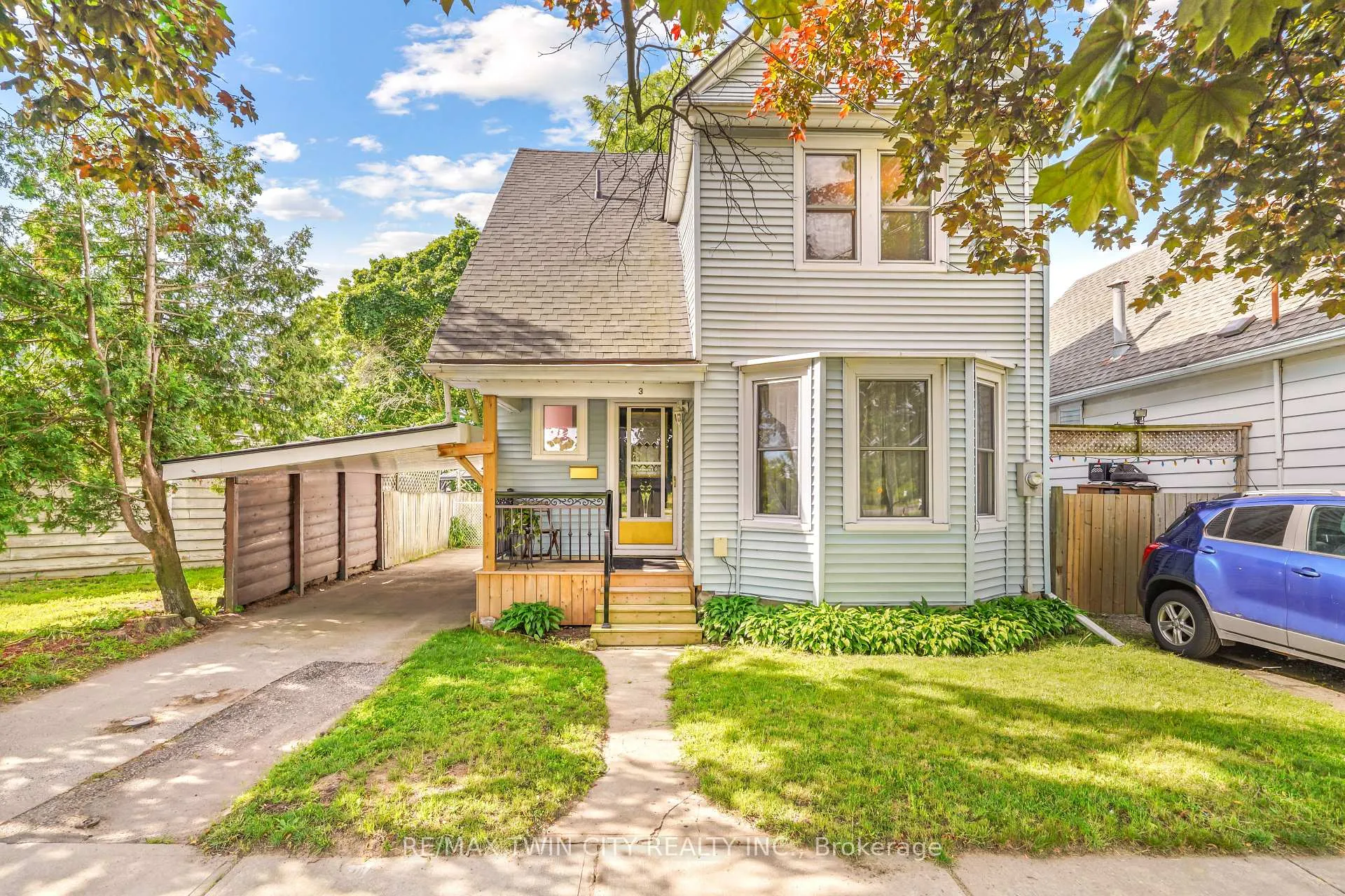 Photo 2 of 3 Brighton Avenue, Brantford, Eagle Place — HOMEH