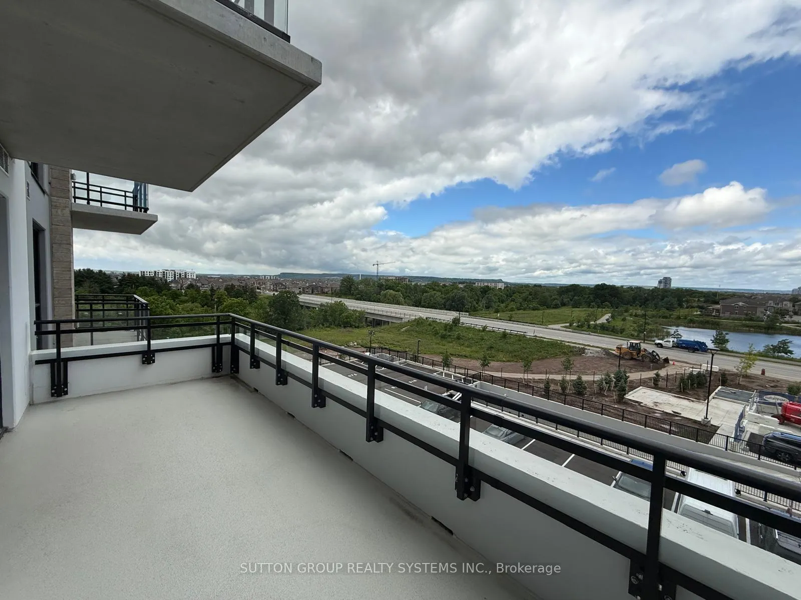 Photo 9 of Unit 404, 740 Whitlock Avenue, Milton, Cobban — HOMEH