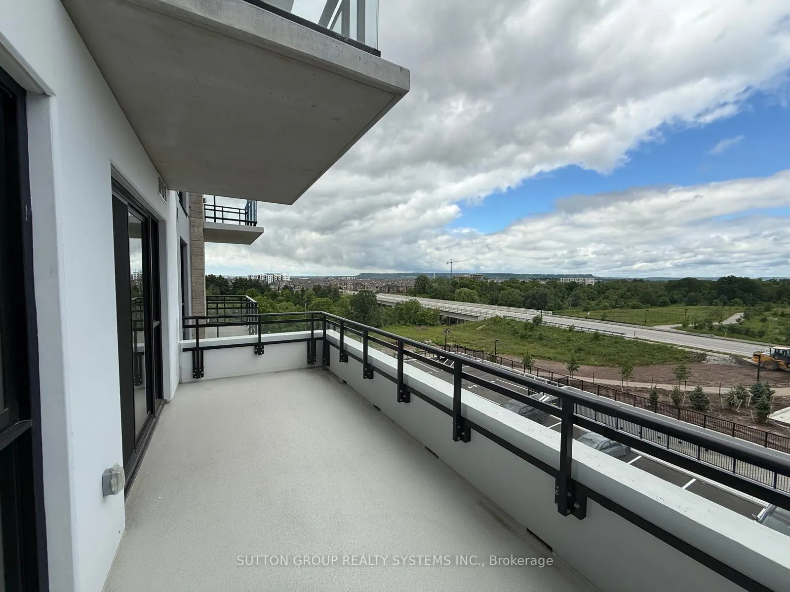 Photo 10 of Unit 404, 740 Whitlock Avenue, Milton, Cobban — HOMEH
