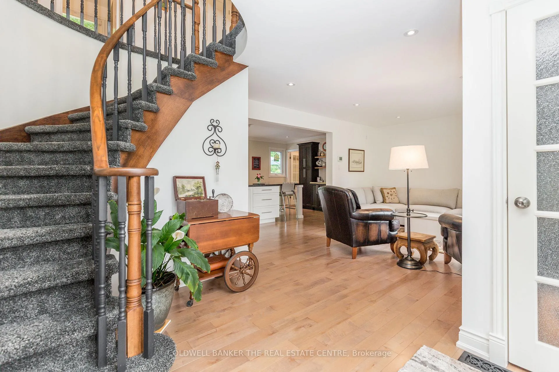 Photo 7 of 12 Idlewood Drive, Springwater, Midhurst — HOMEH