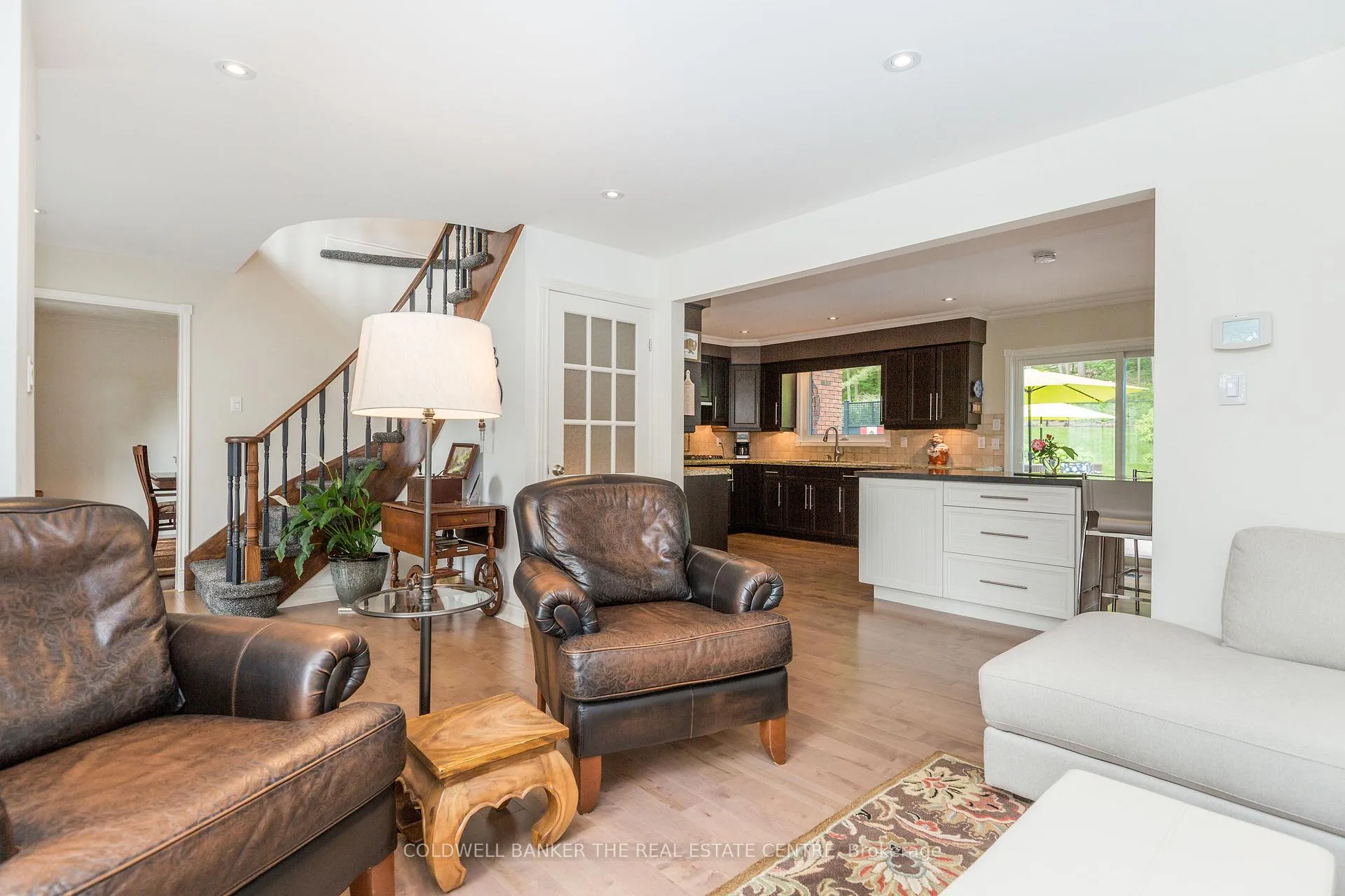 Photo 8 of 12 Idlewood Drive, Springwater, Midhurst — HOMEH