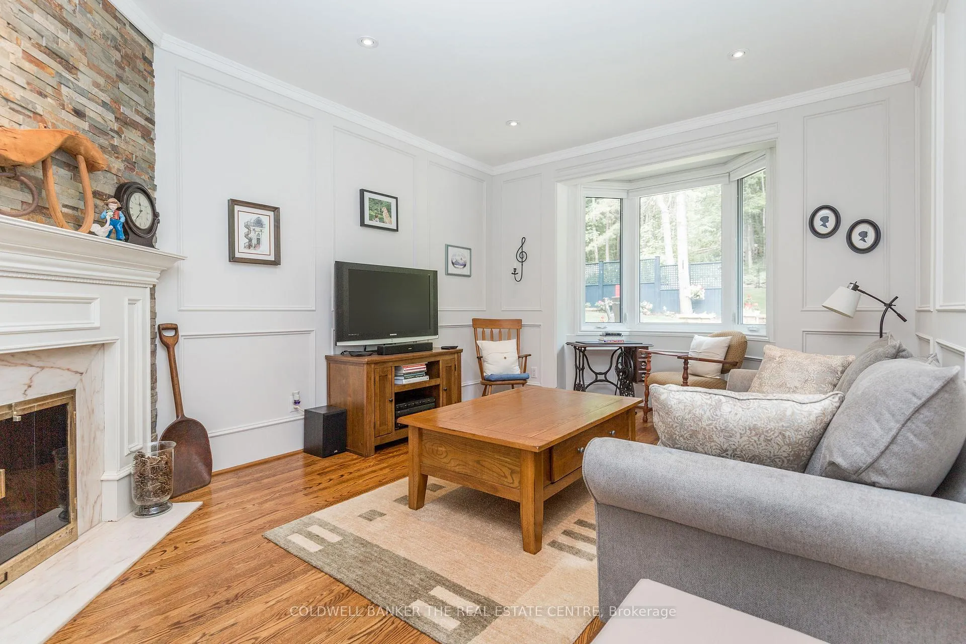 Photo 16 of 12 Idlewood Drive, Springwater, Midhurst — HOMEH