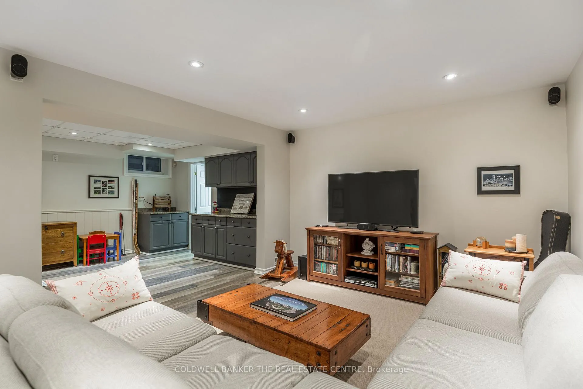 Photo 29 of 12 Idlewood Drive, Springwater, Midhurst — HOMEH