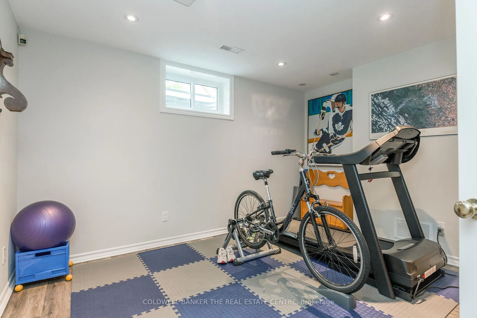 Photo 34 of 12 Idlewood Drive, Springwater, Midhurst — HOMEH