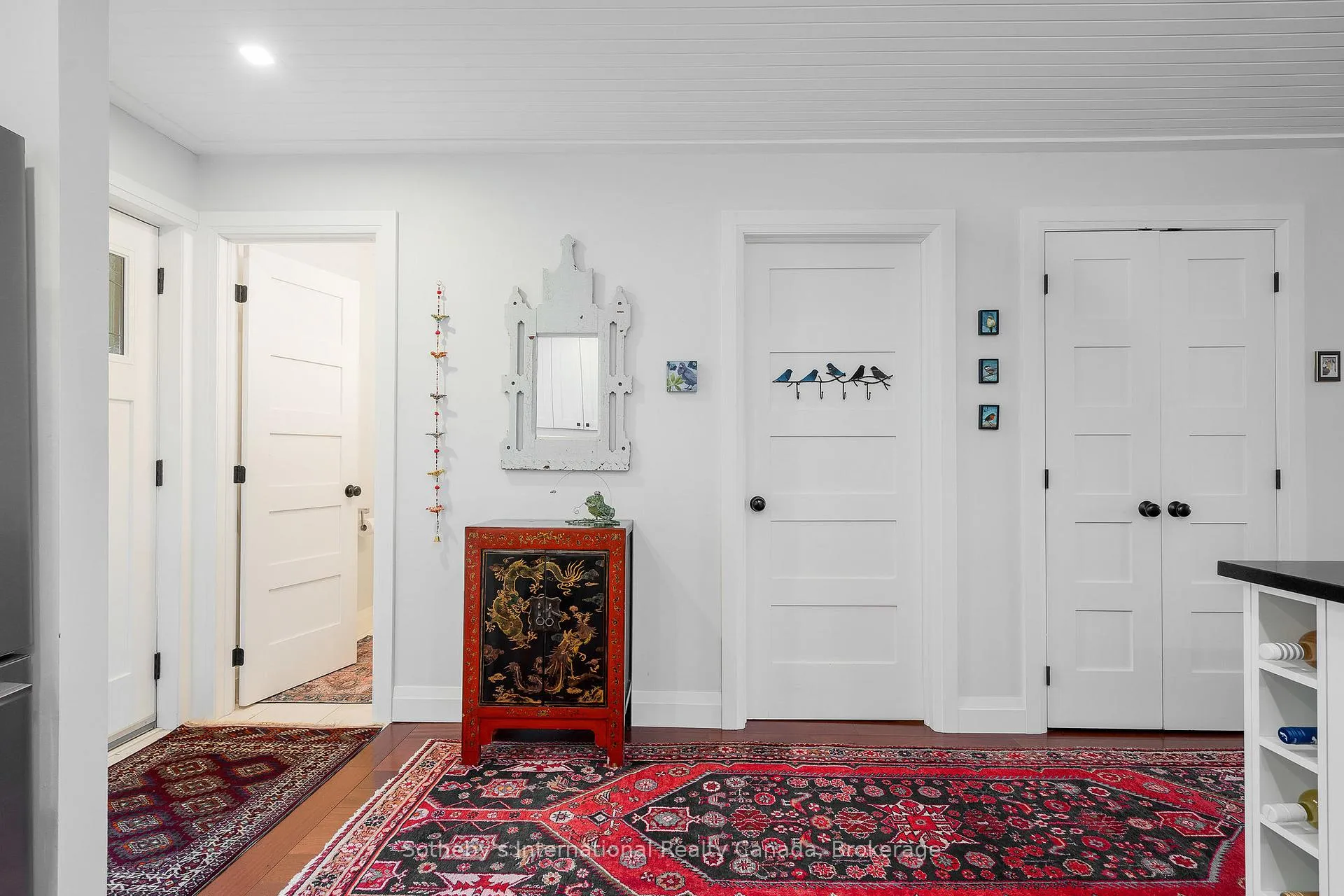 Photo 7 of Unit 5, 565 Oxbow Crescent, Collingwood — HOMEH
