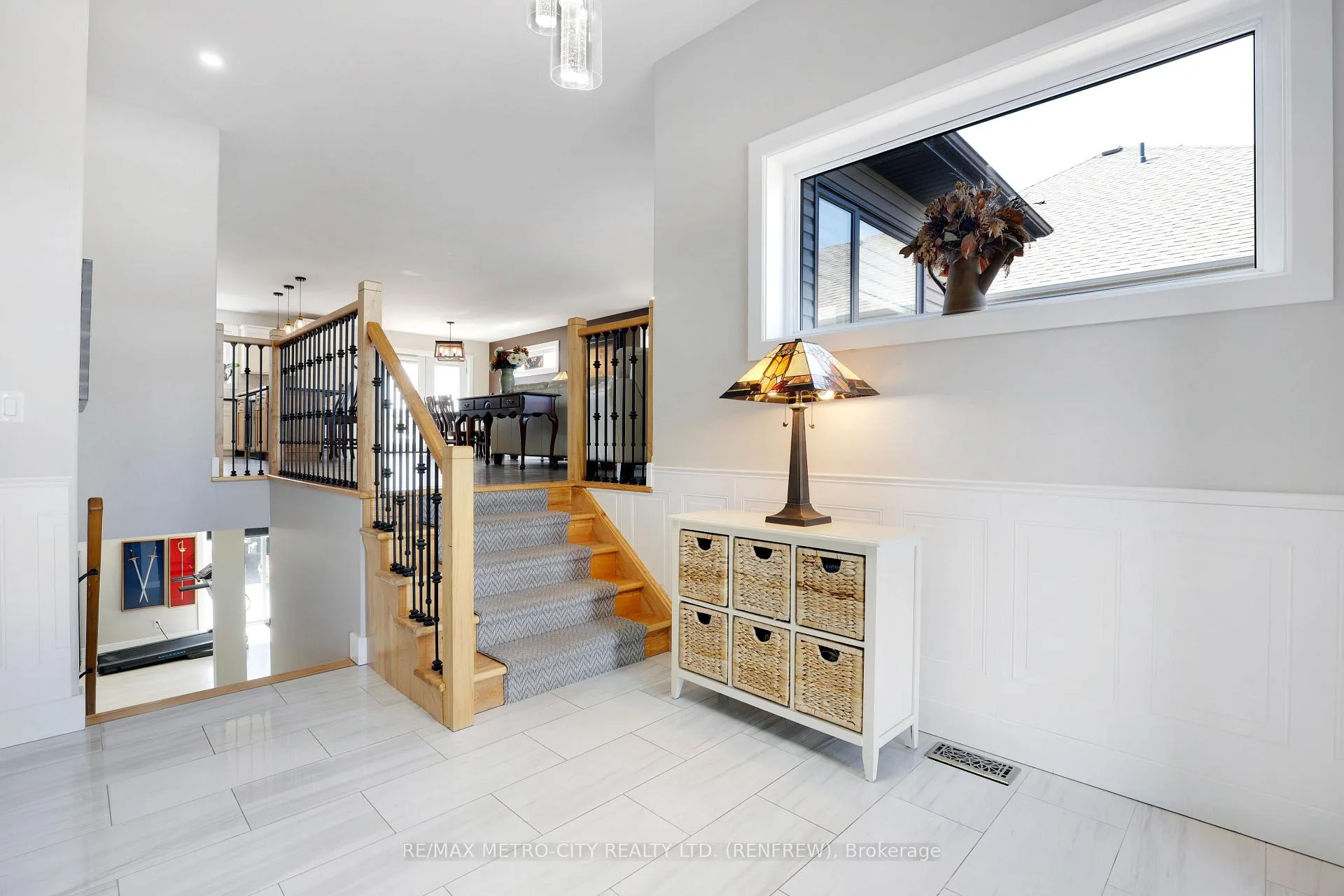 Photo 6 of 65 Noble Crescent, Petawawa, Petawawa — HOMEH