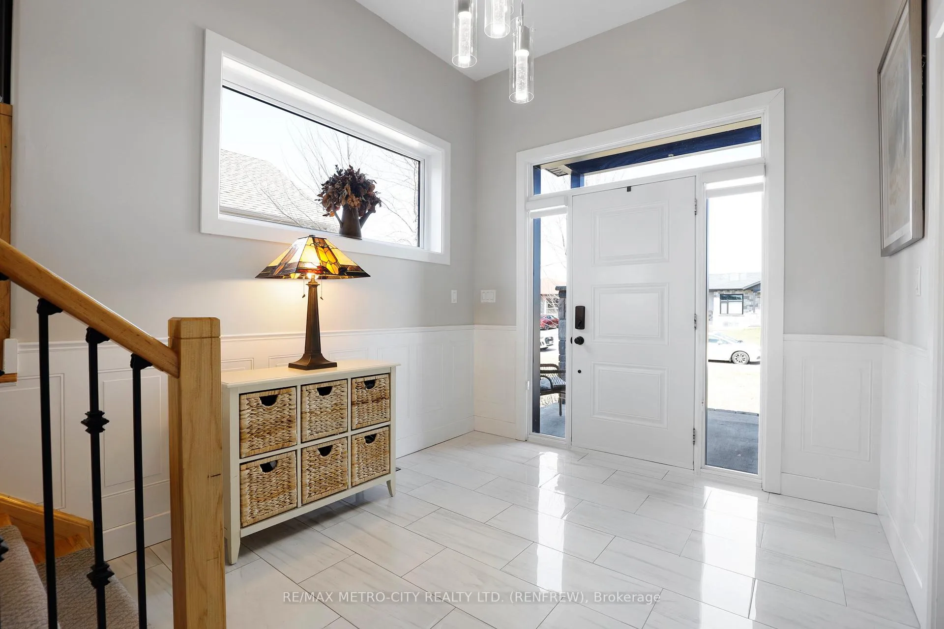Photo 7 of 65 Noble Crescent, Petawawa, Petawawa — HOMEH