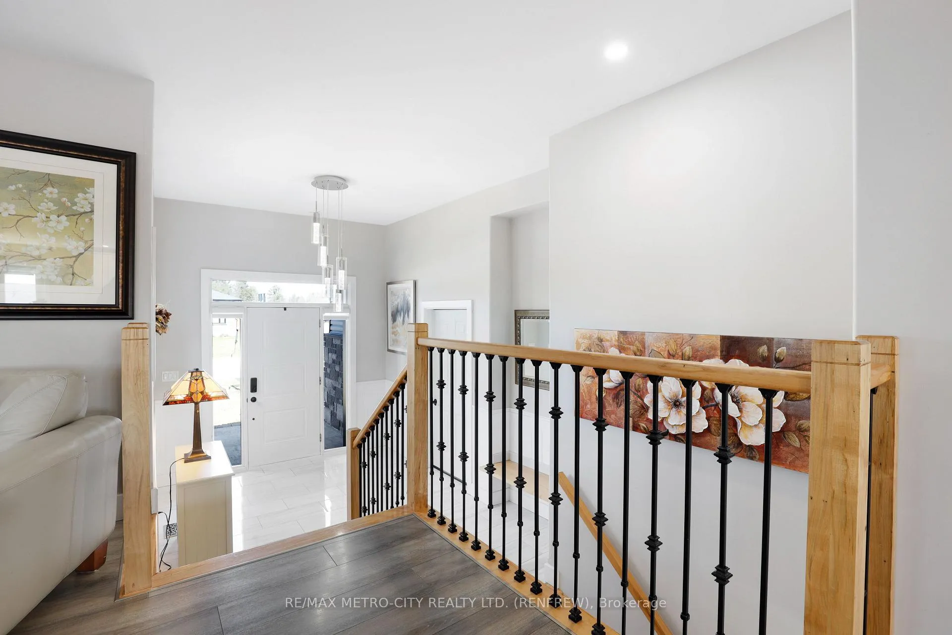 Photo 10 of 65 Noble Crescent, Petawawa, Petawawa — HOMEH