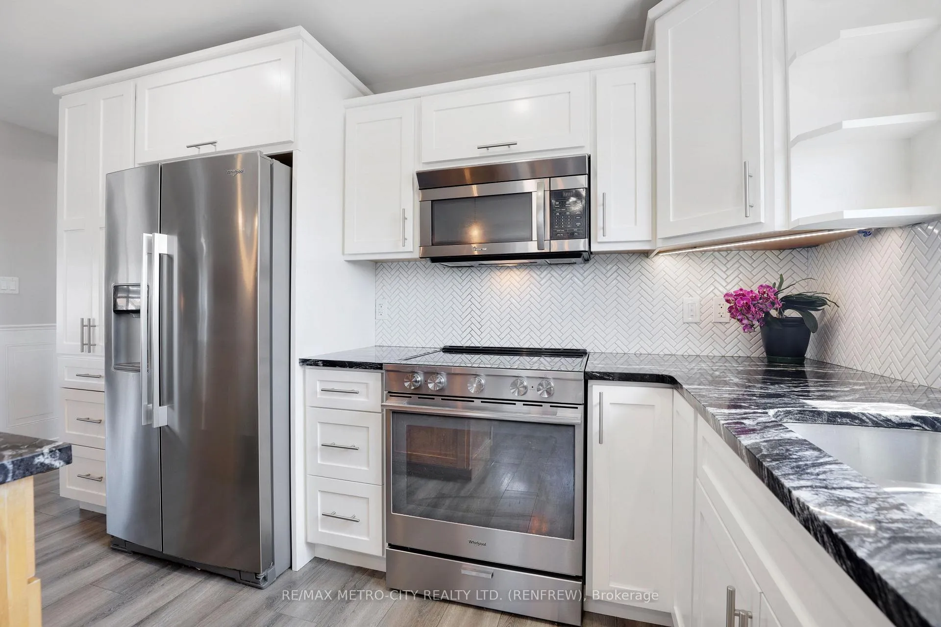 Photo 18 of 65 Noble Crescent, Petawawa, Petawawa — HOMEH