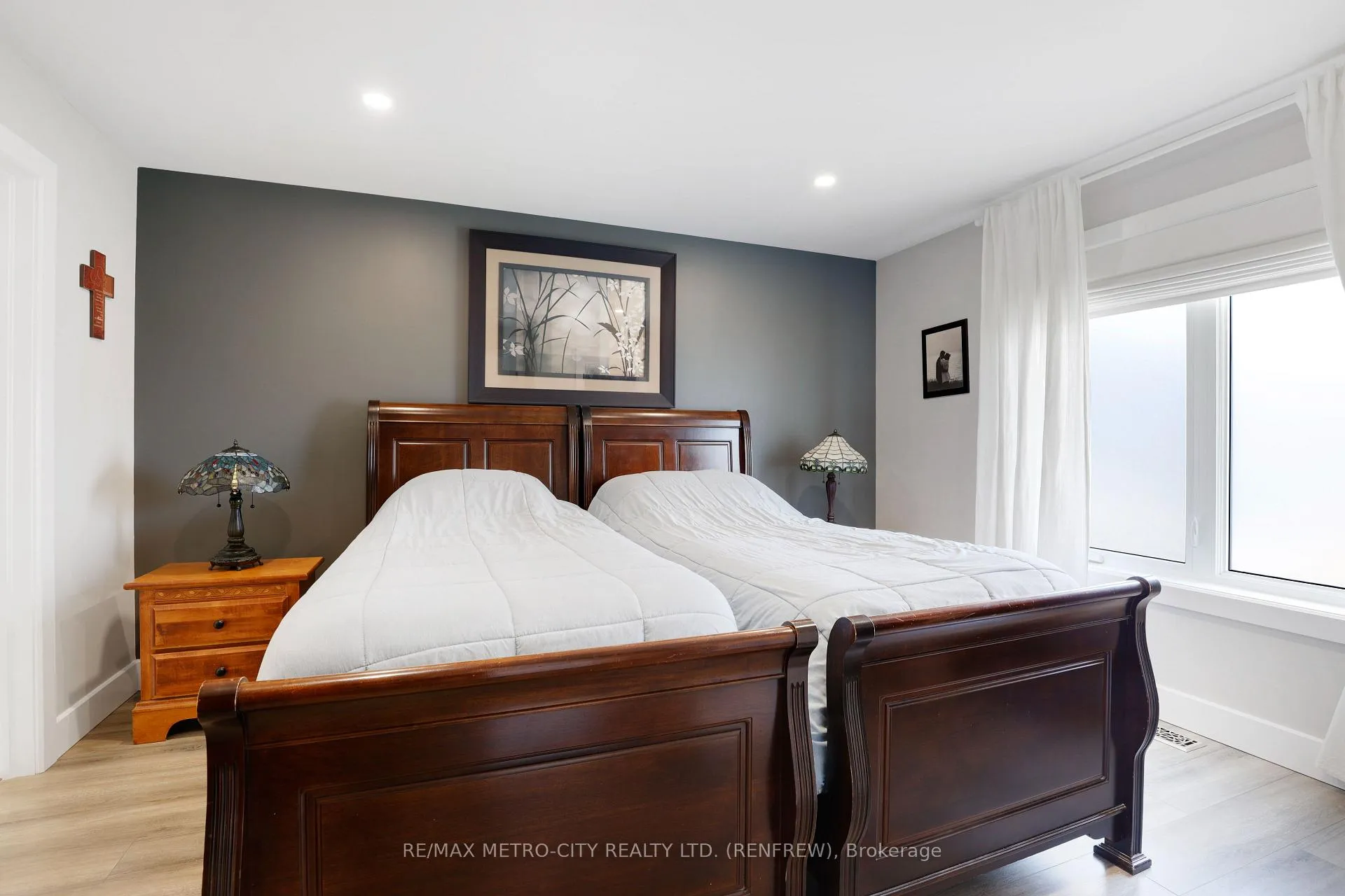 Photo 21 of 65 Noble Crescent, Petawawa, Petawawa — HOMEH