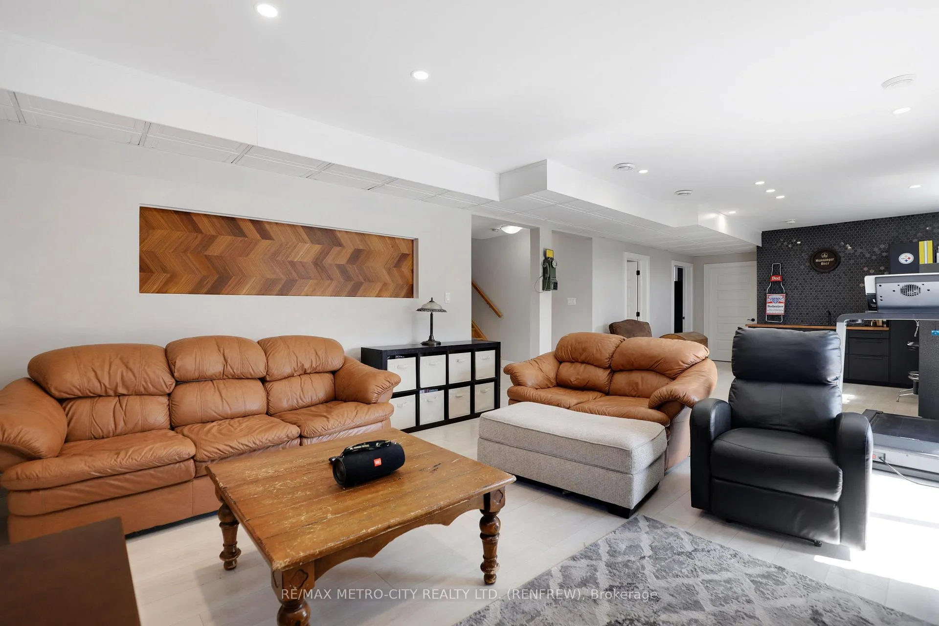 Photo 30 of 65 Noble Crescent, Petawawa, Petawawa — HOMEH