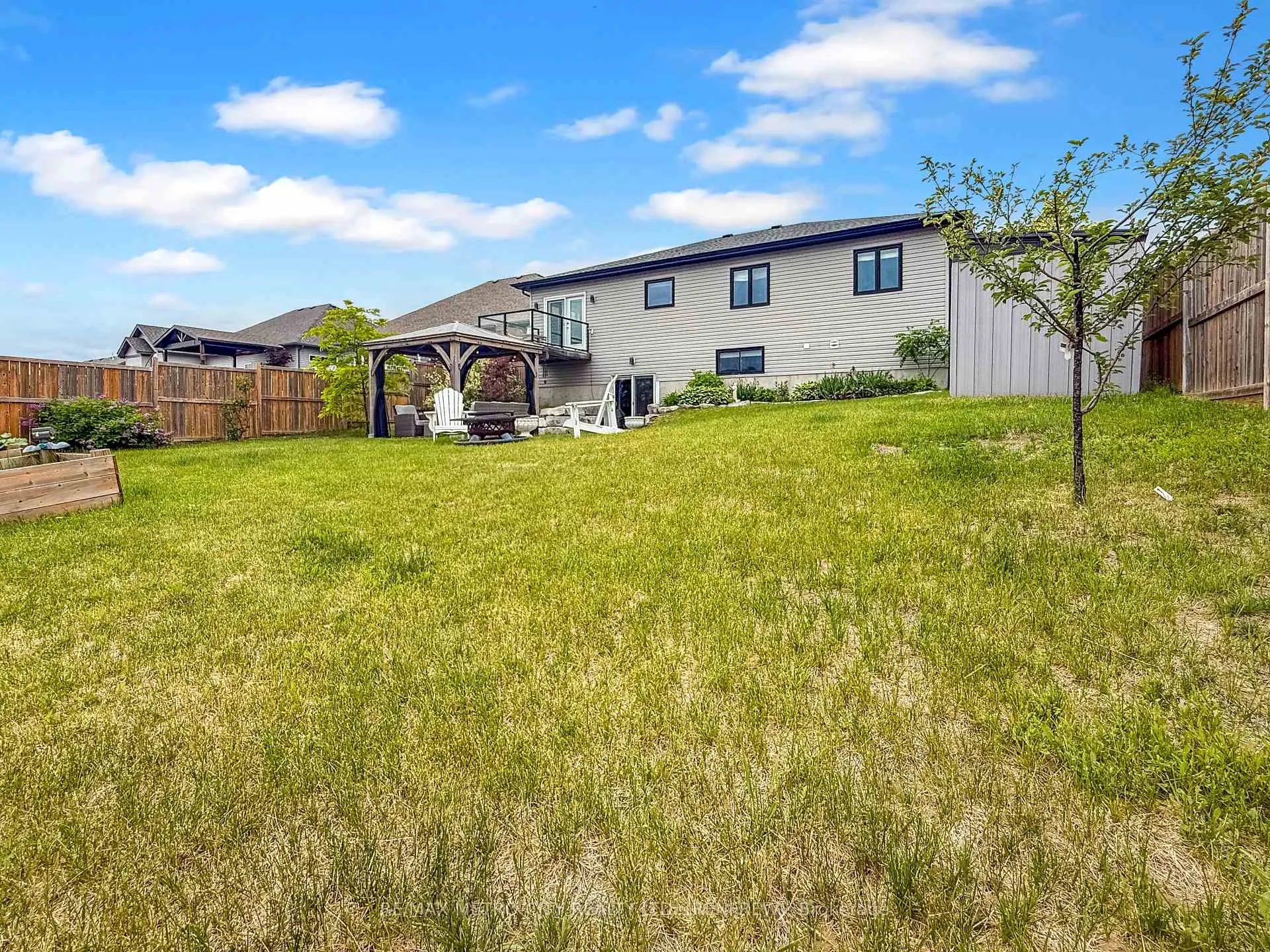 Photo 40 of 65 Noble Crescent, Petawawa, Petawawa — HOMEH