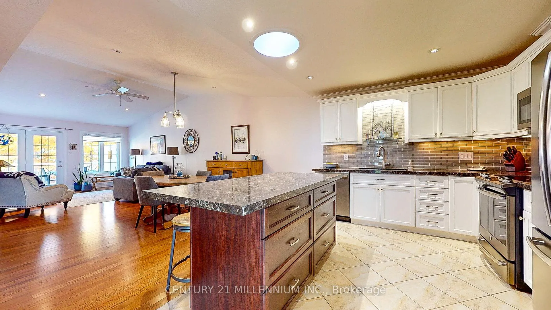 Photo 7 of 71 Greenway Drive, Wasaga Beach — HOMEH