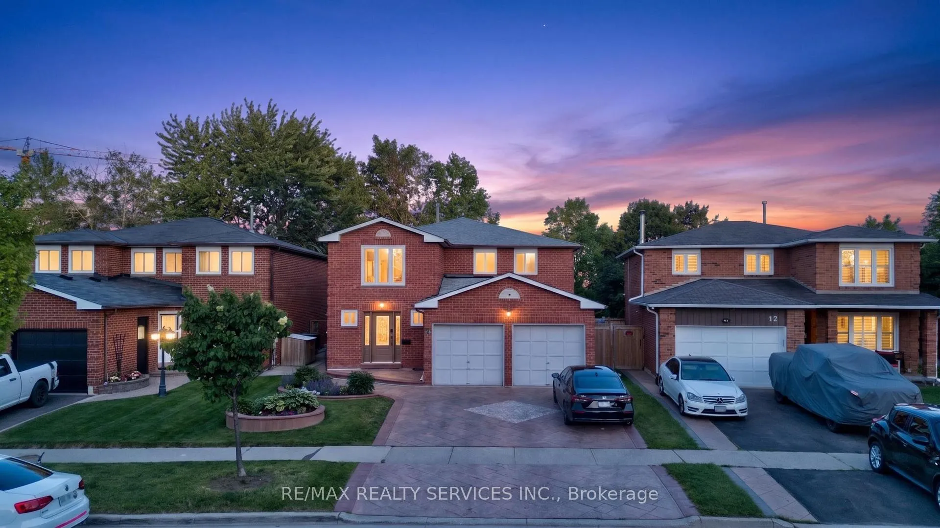 Photo 2 of 14 Gatesgill Street, Brampton, Brampton West — HOMEH