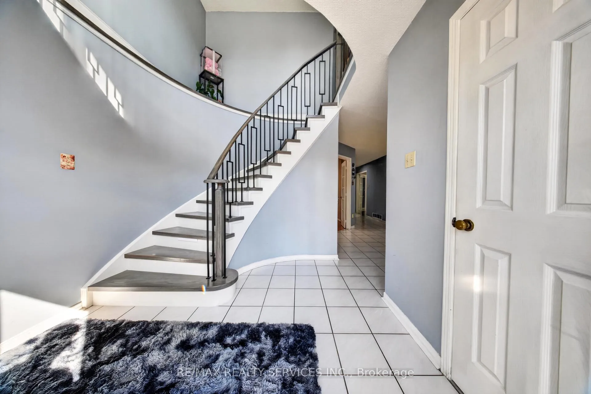 Photo 5 of 14 Gatesgill Street, Brampton, Brampton West — HOMEH