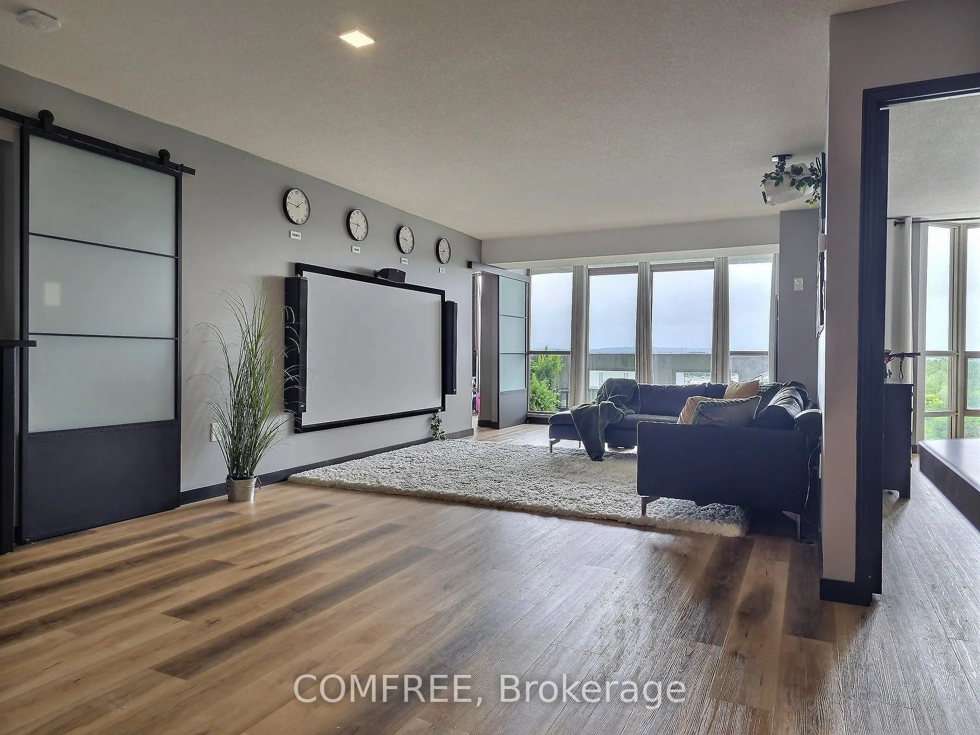 Photo 2 of Unit 1102, 20 McFarlane Drive, Halton Hills, Georgetown — HOMEH