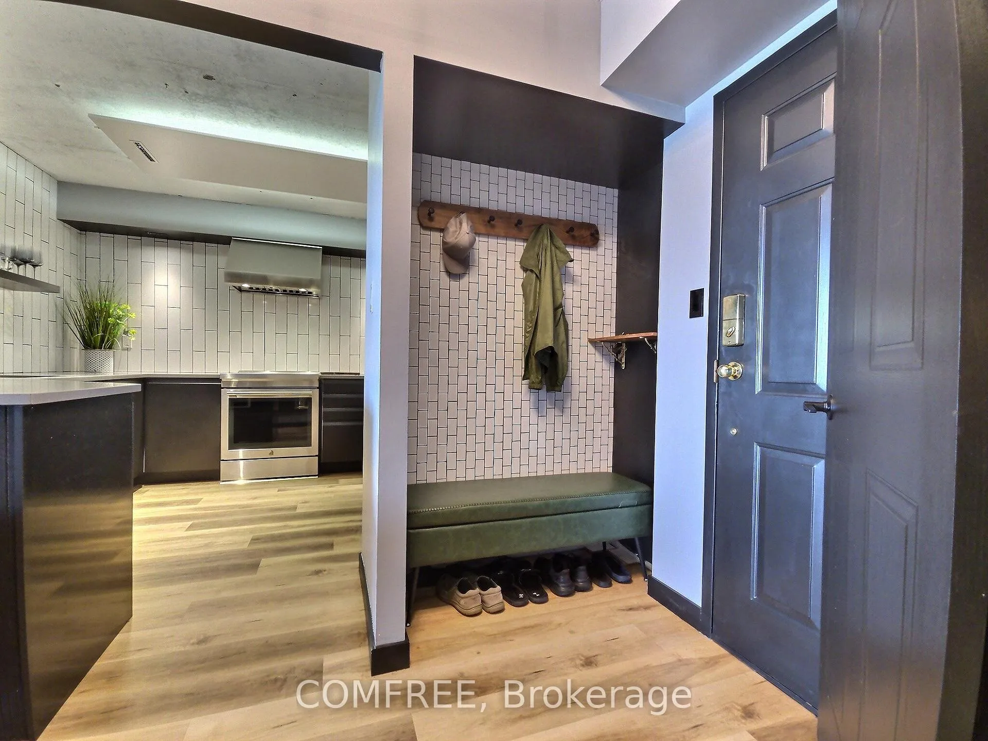 Photo 4 of Unit 1102, 20 McFarlane Drive, Halton Hills, Georgetown — HOMEH