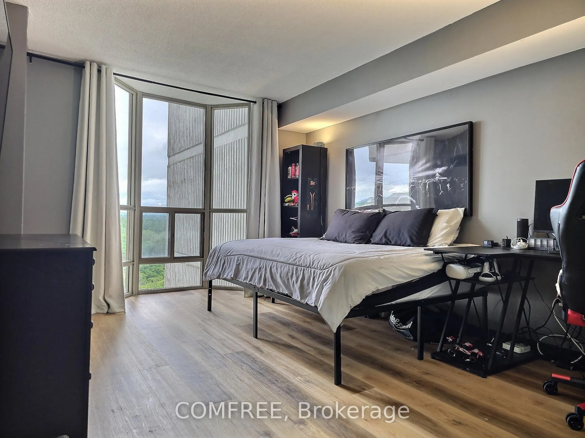 Photo 13 of Unit 1102, 20 McFarlane Drive, Halton Hills, Georgetown — HOMEH