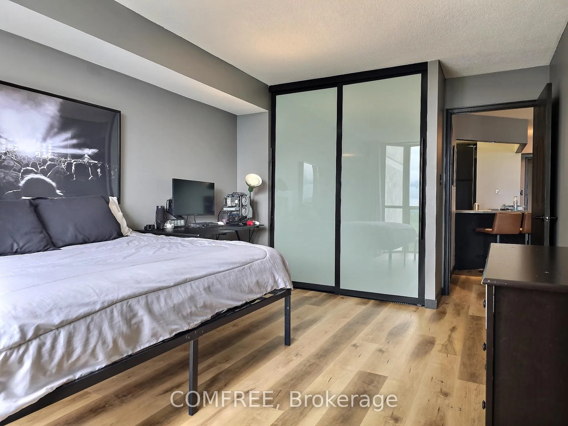 Photo 14 of Unit 1102, 20 McFarlane Drive, Halton Hills, Georgetown — HOMEH