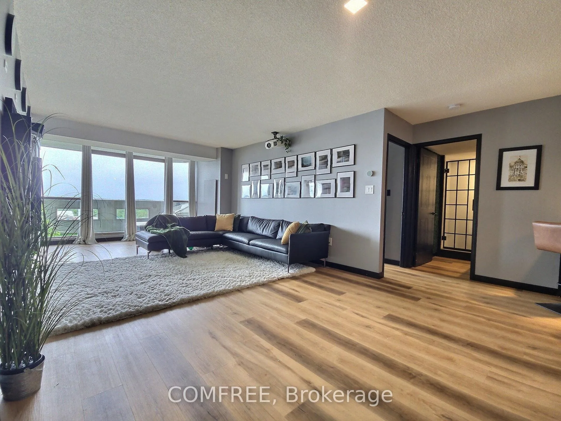 Photo 15 of Unit 1102, 20 McFarlane Drive, Halton Hills, Georgetown — HOMEH