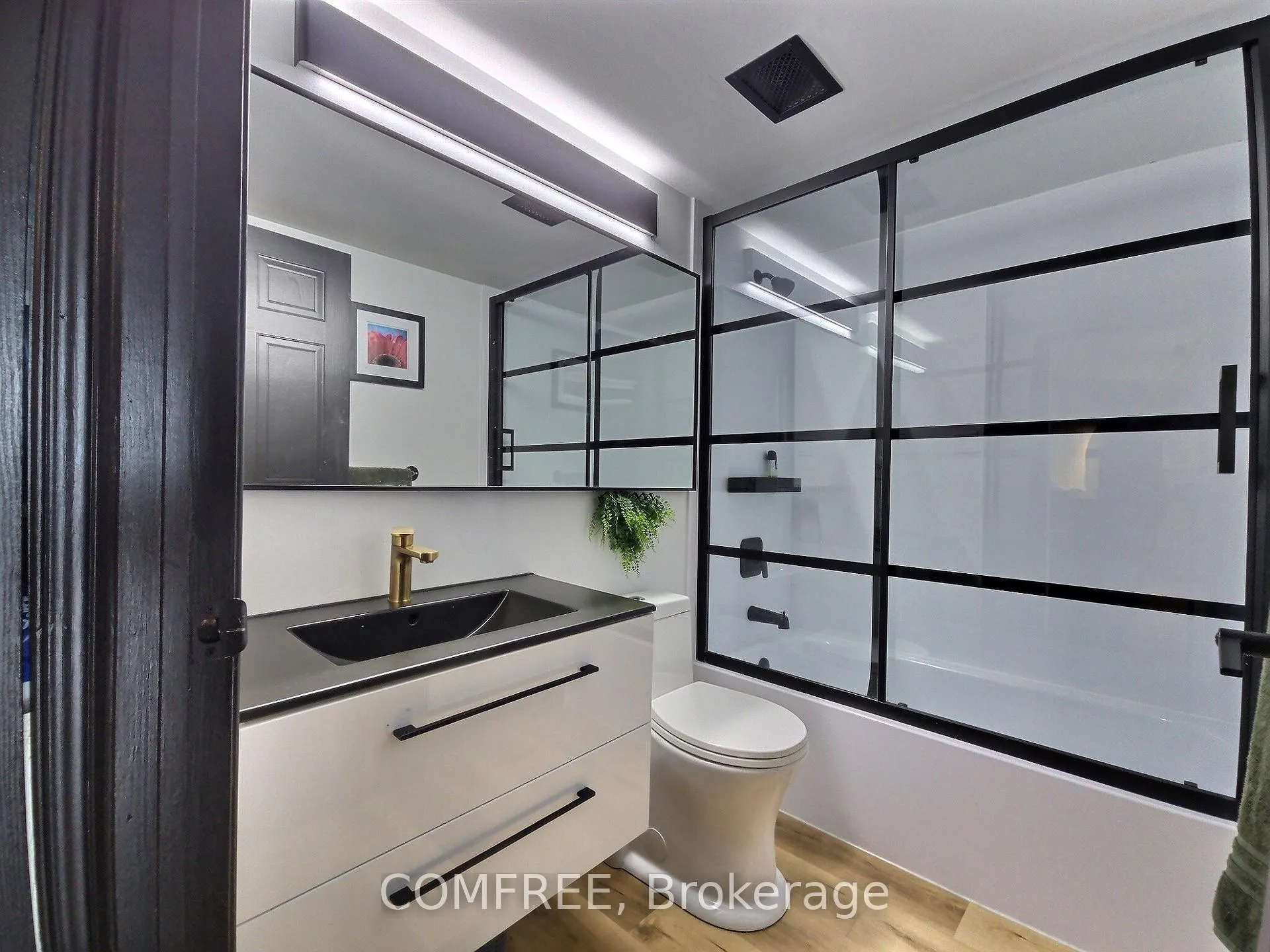 Photo 17 of Unit 1102, 20 McFarlane Drive, Halton Hills, Georgetown — HOMEH