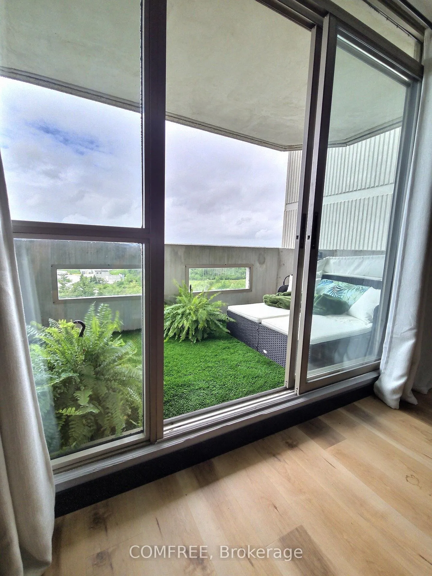 Photo 23 of Unit 1102, 20 McFarlane Drive, Halton Hills, Georgetown — HOMEH