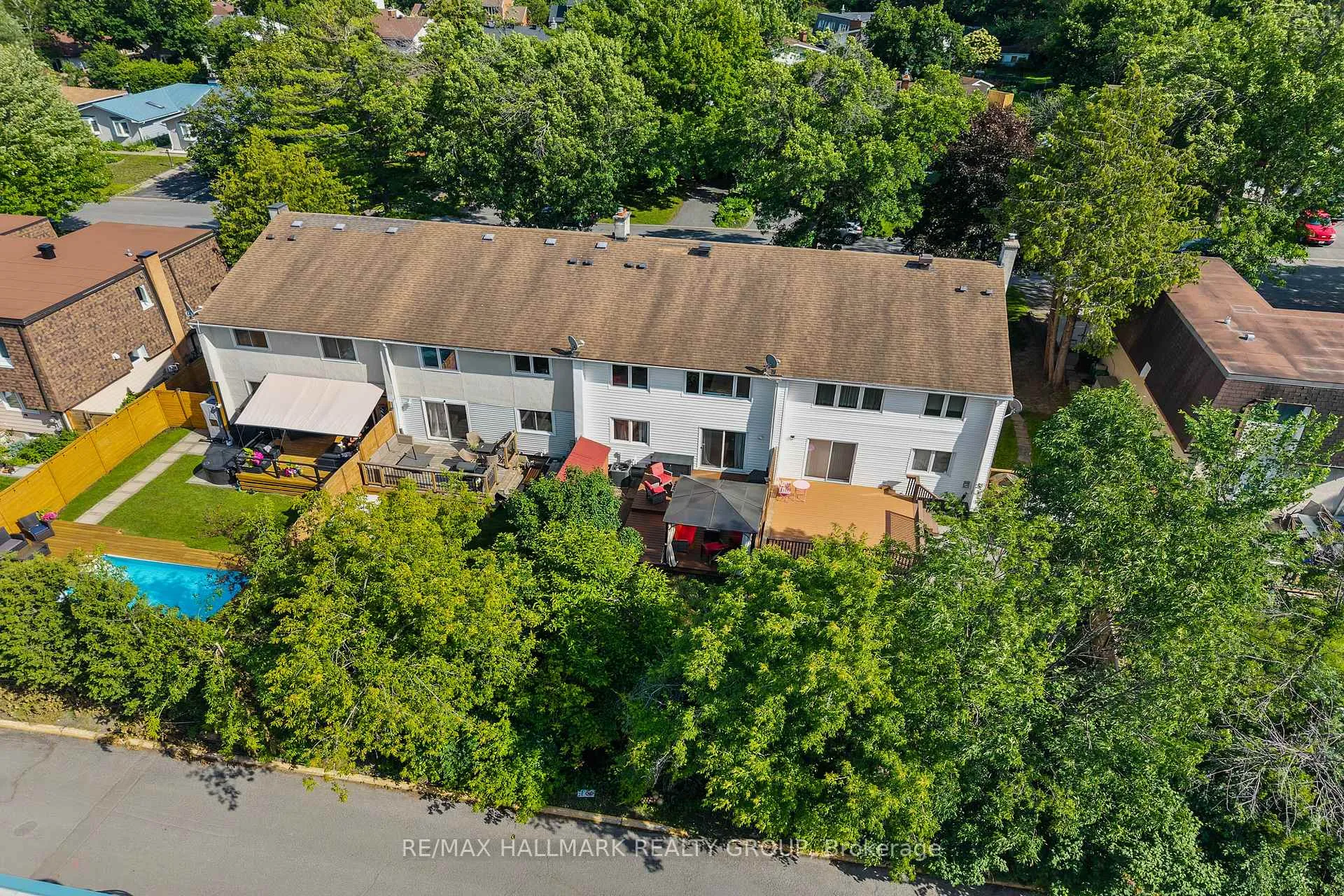 Photo 4 of 23 Oberon Street, Ottawa, Westcliffe Estates — HOMEH