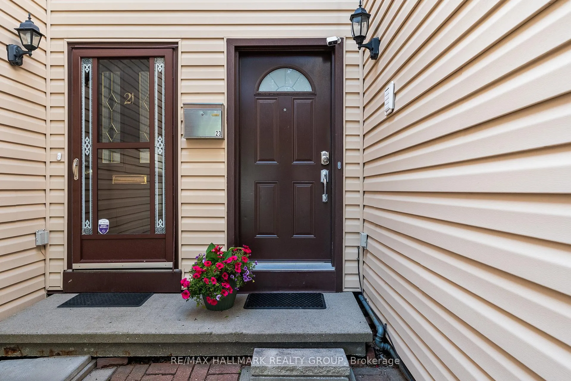 Photo 10 of 23 Oberon Street, Ottawa, Westcliffe Estates — HOMEH