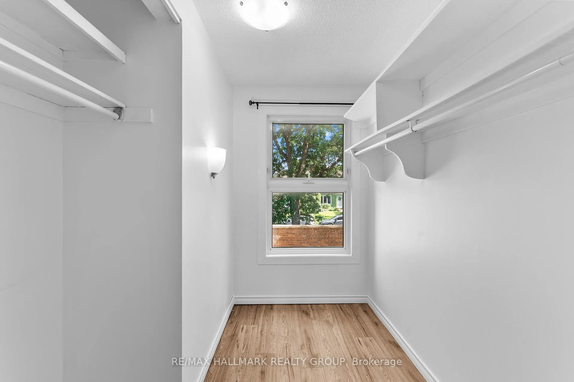 Photo 35 of 23 Oberon Street, Ottawa, Westcliffe Estates — HOMEH