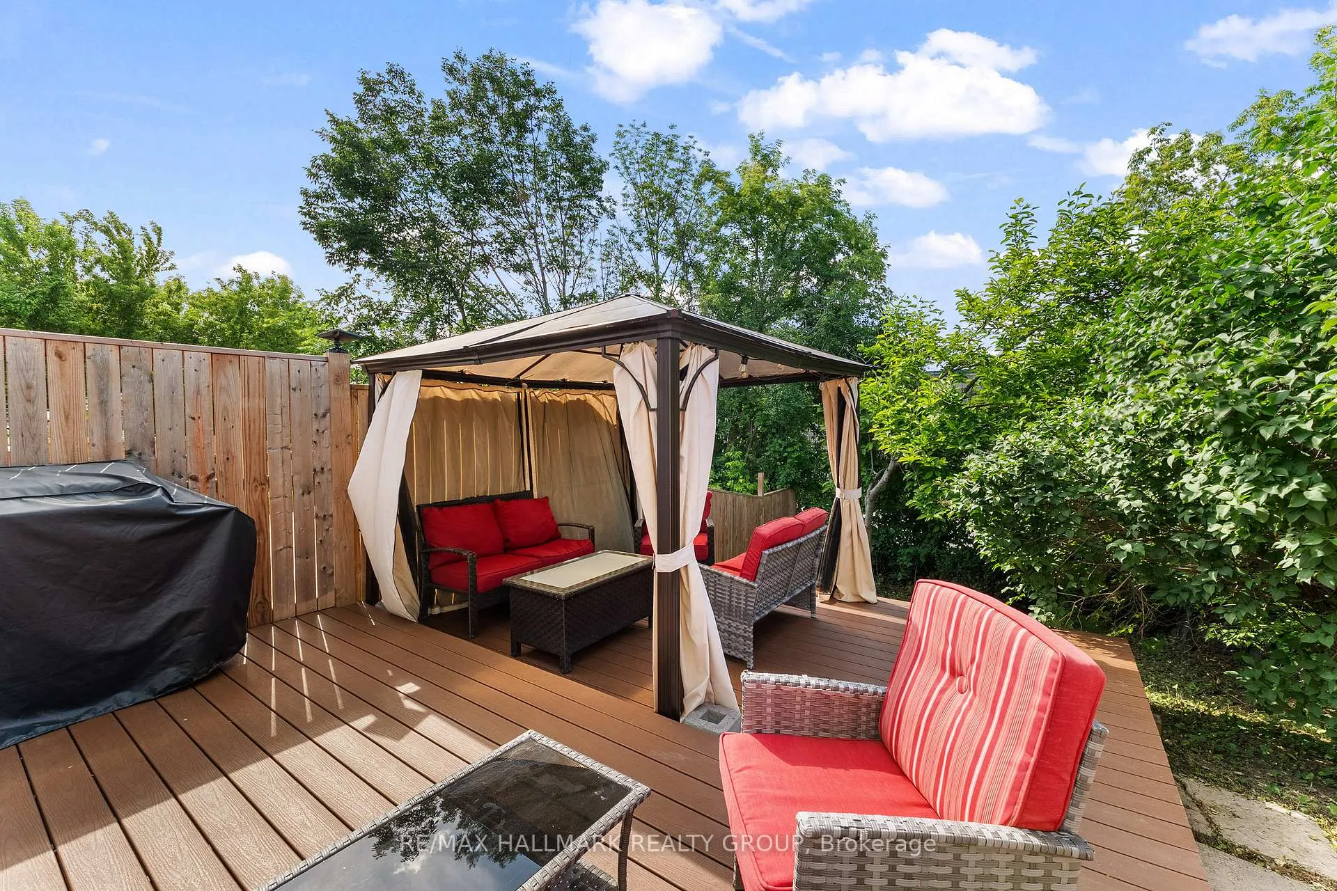 Photo 41 of 23 Oberon Street, Ottawa, Westcliffe Estates — HOMEH