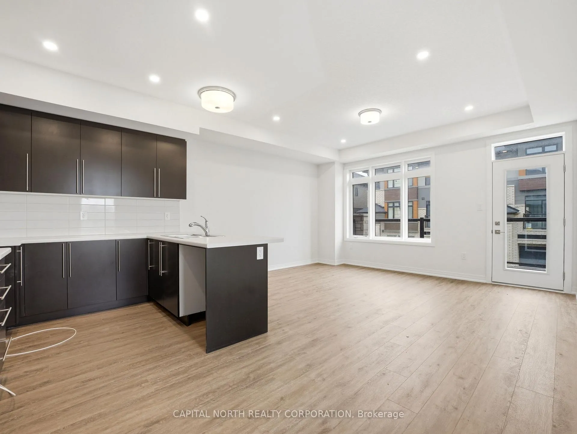 Photo 7 of Unit 48, 313 Conklin Road, Brantford, Empire South — HOMEH