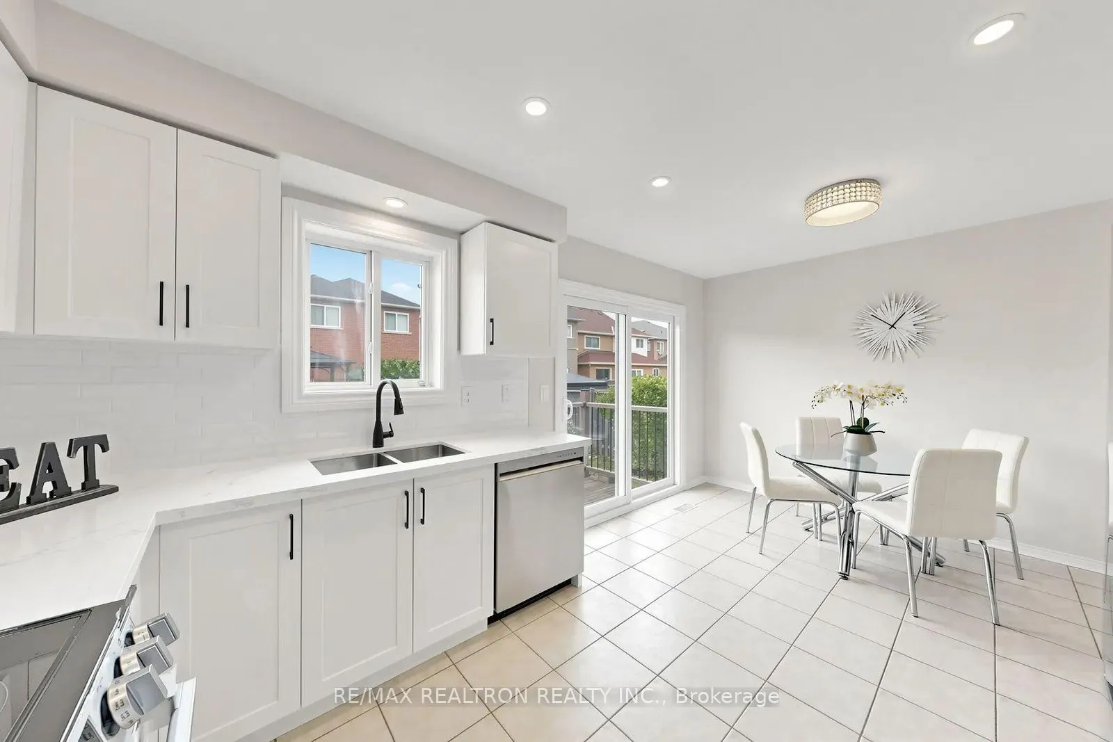 Photo 16 of 62 Dwellers Road, Brampton, Fletcher's Creek Village — HOMEH