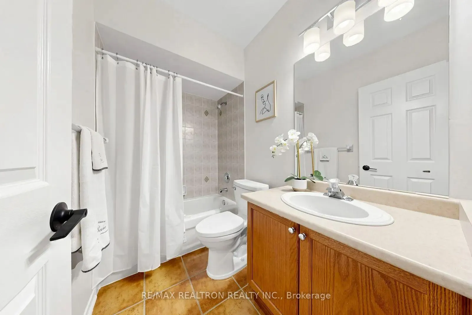 Photo 39 of 62 Dwellers Road, Brampton, Fletcher's Creek Village — HOMEH