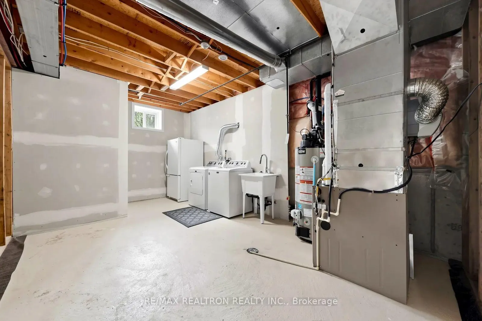 Photo 41 of 62 Dwellers Road, Brampton, Fletcher's Creek Village — HOMEH