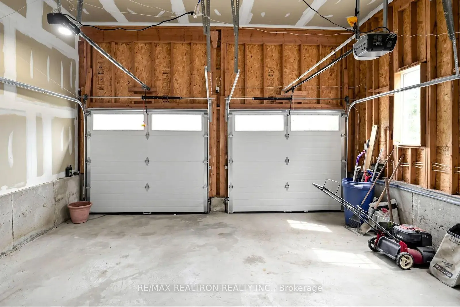 Photo 44 of 62 Dwellers Road, Brampton, Fletcher's Creek Village — HOMEH