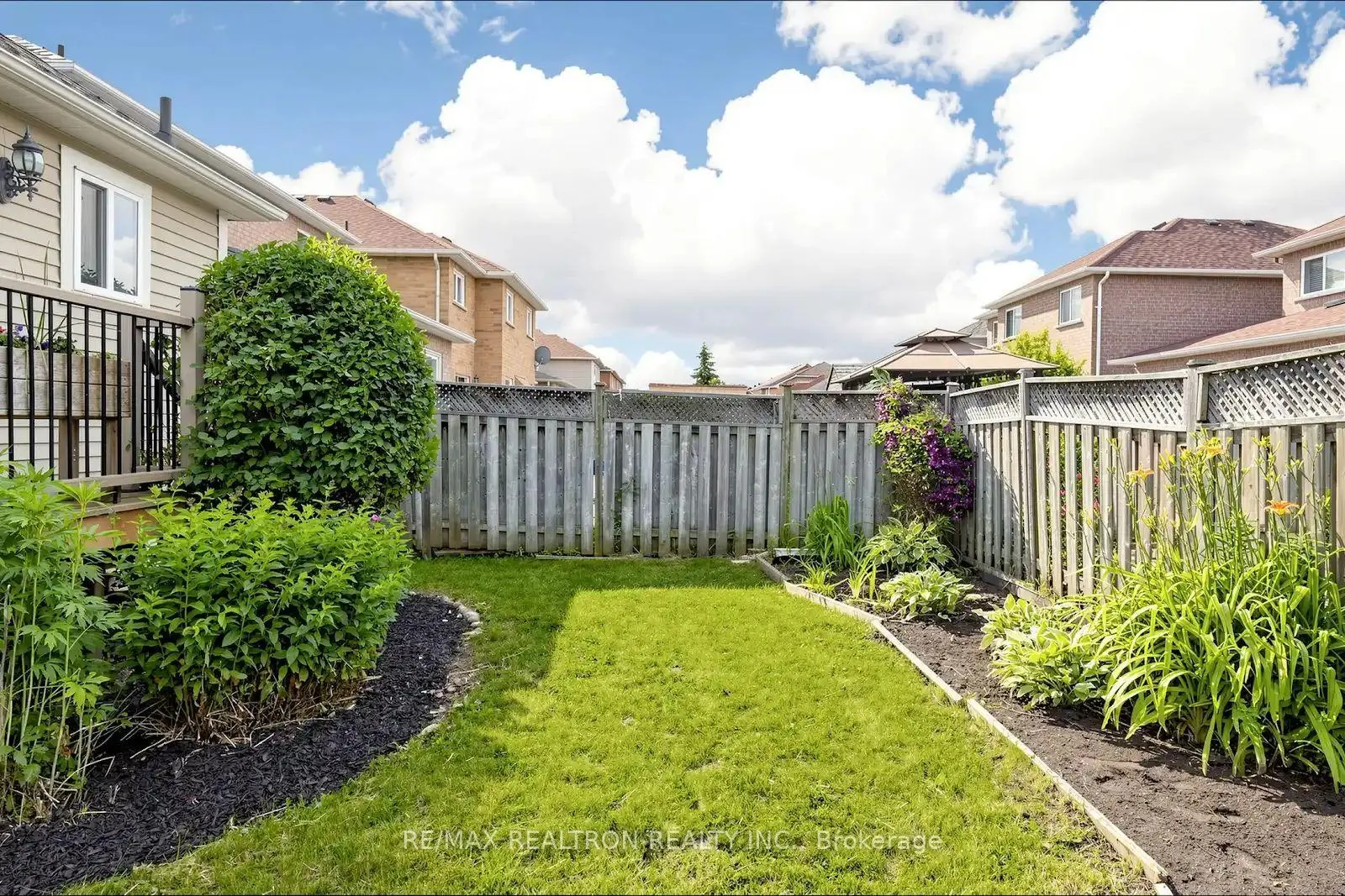 Photo 49 of 62 Dwellers Road, Brampton, Fletcher's Creek Village — HOMEH
