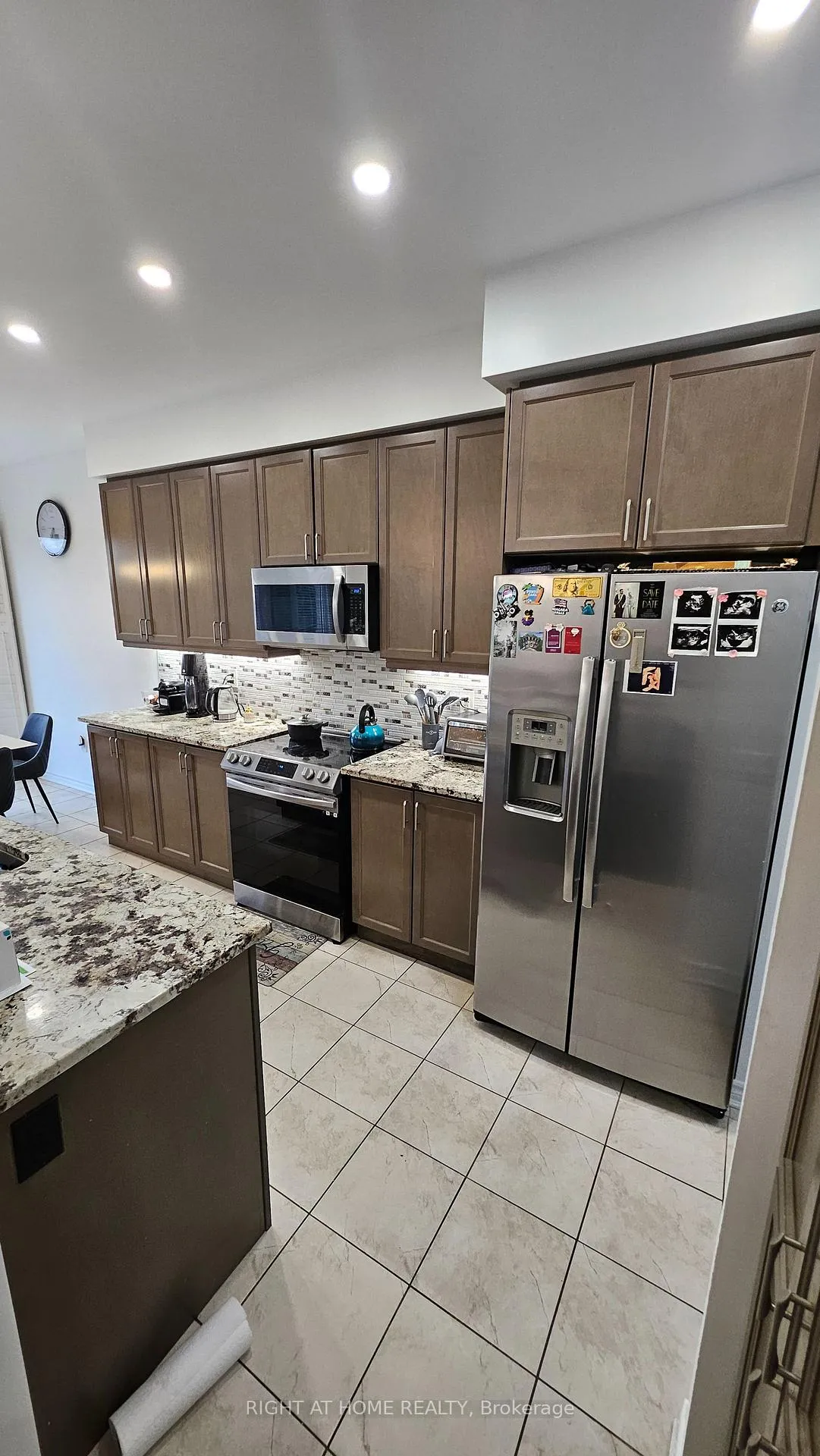 Photo 12 of Unit Upper, 1206 Duignan Crescent, Milton, Ford — HOMEH