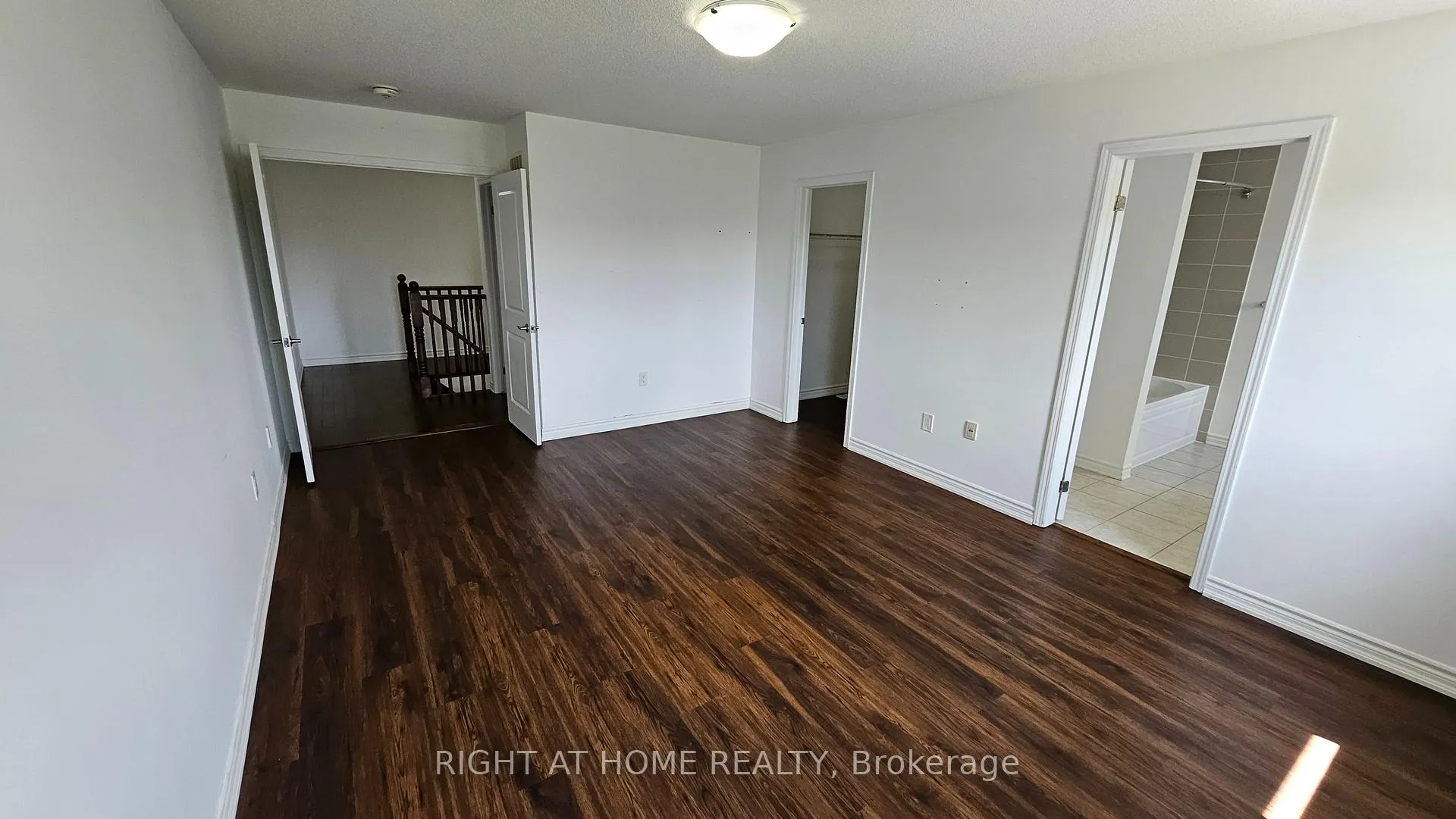 Photo 18 of Unit Upper, 1206 Duignan Crescent, Milton, Ford — HOMEH