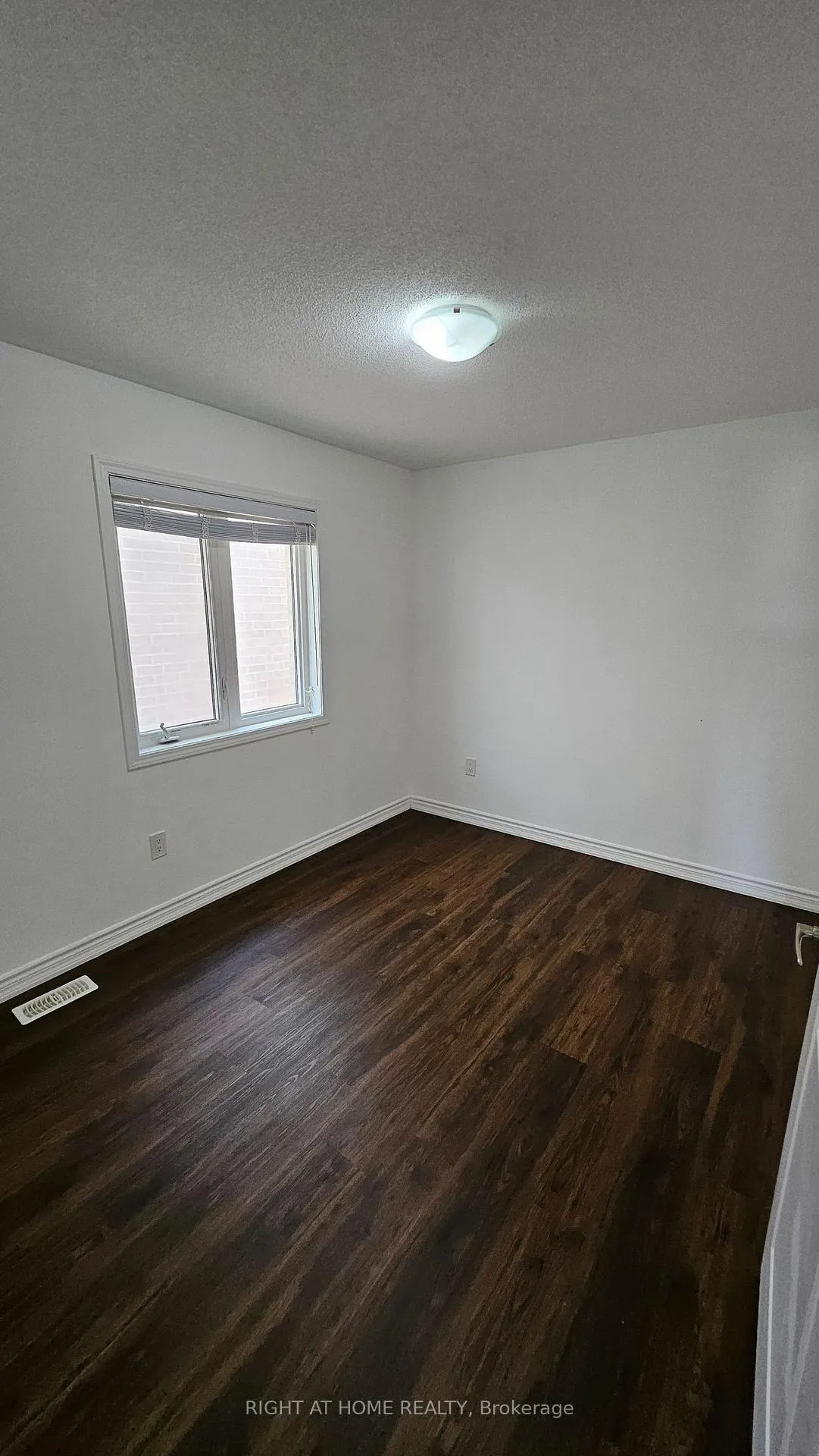 Photo 20 of Unit Upper, 1206 Duignan Crescent, Milton, Ford — HOMEH