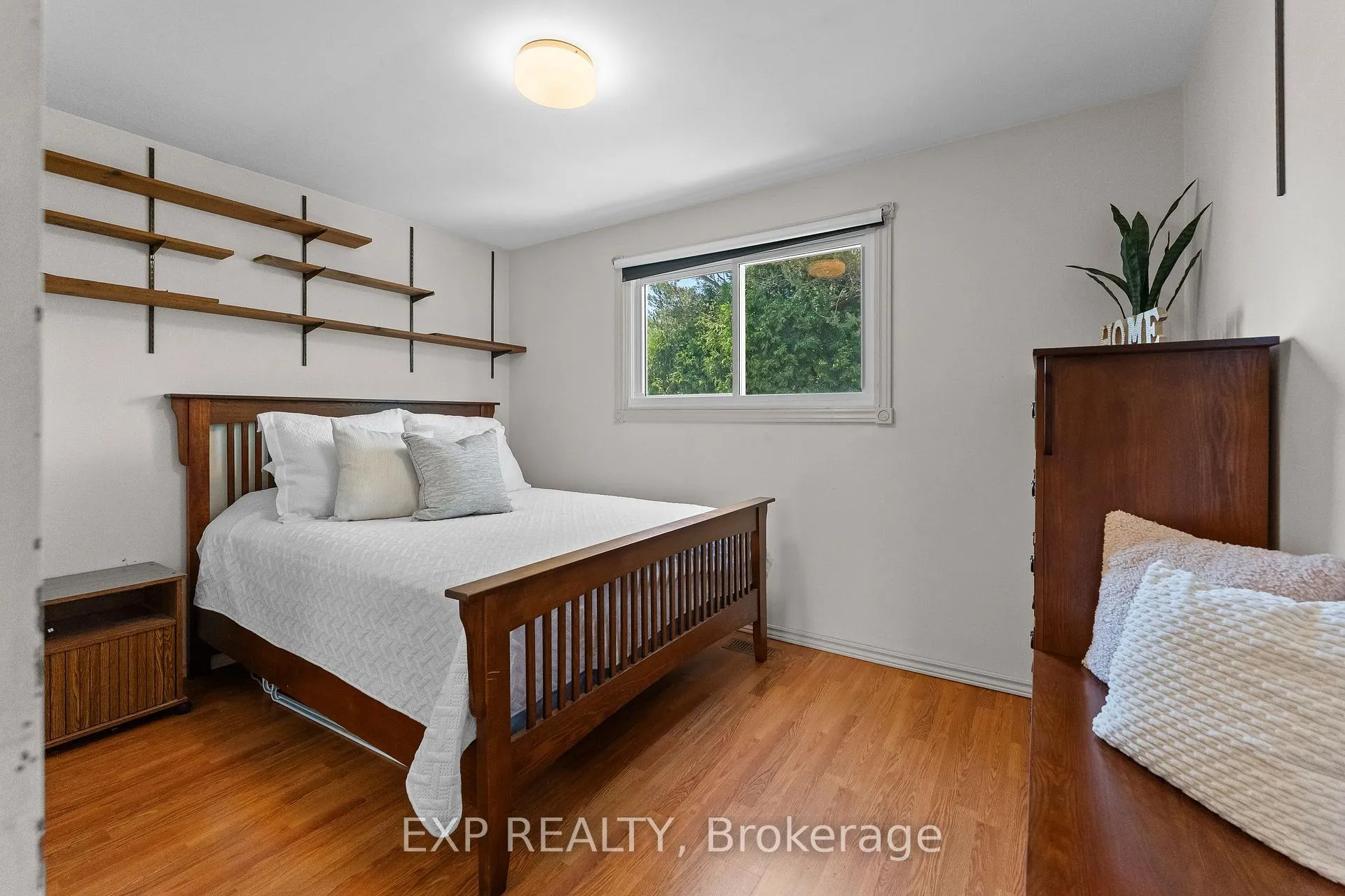 Photo 6 of 4083 Brookdale Drive, Niagara Falls, Ascot — HOMEH