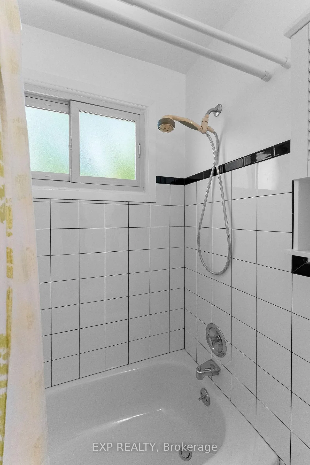 Photo 21 of 4083 Brookdale Drive, Niagara Falls, Ascot — HOMEH
