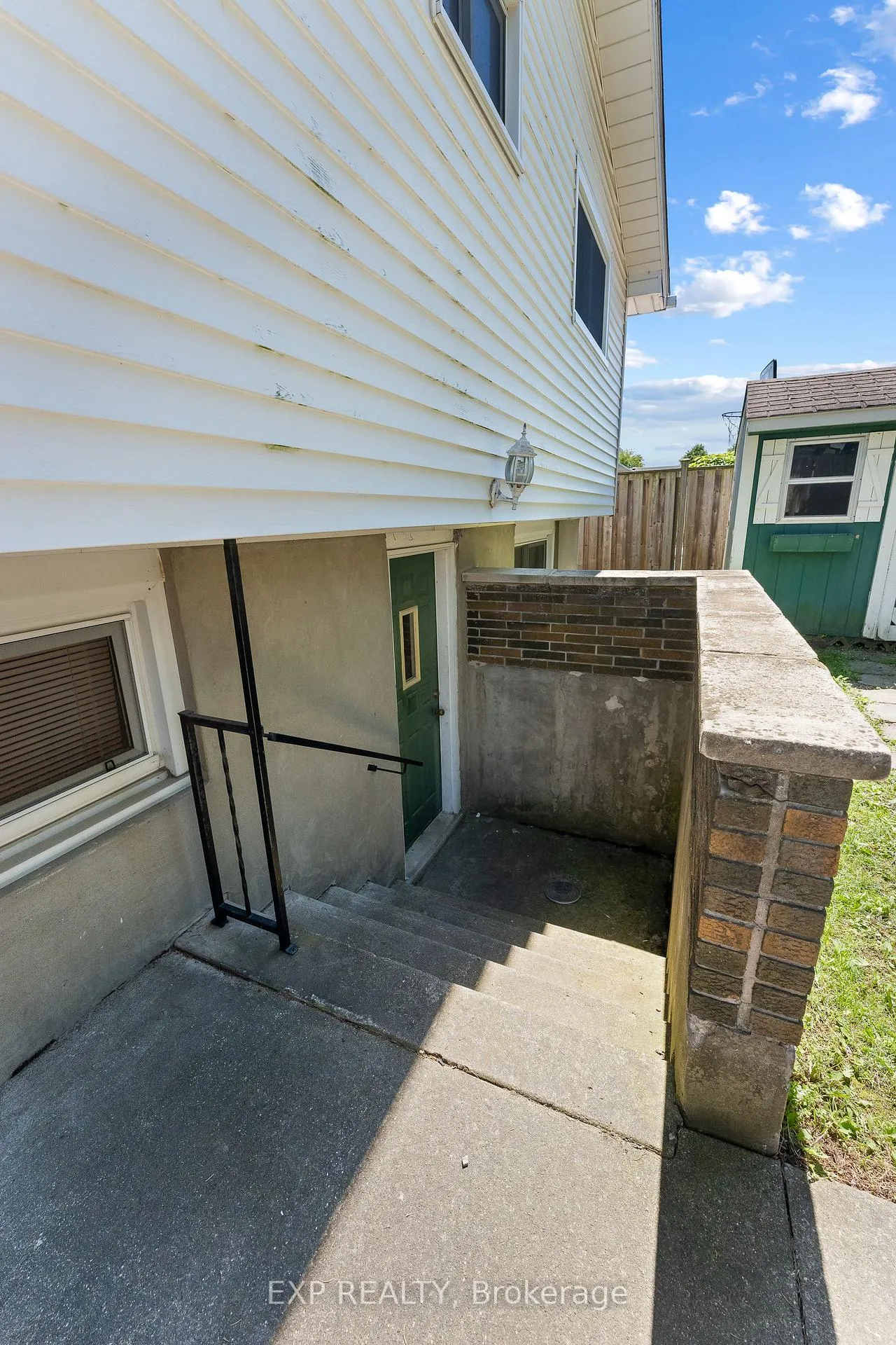 Photo 39 of 4083 Brookdale Drive, Niagara Falls, Ascot — HOMEH