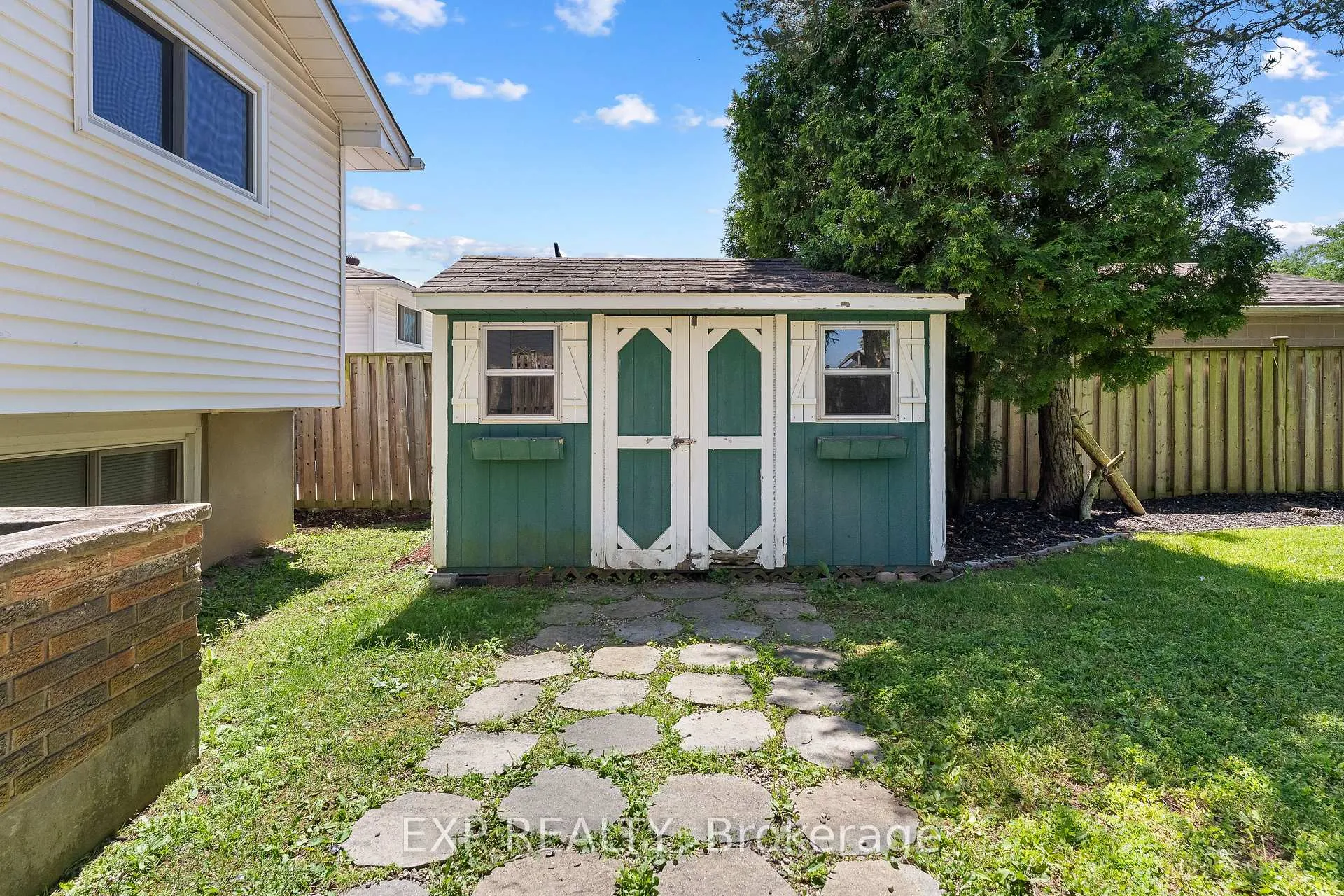 Photo 40 of 4083 Brookdale Drive, Niagara Falls, Ascot — HOMEH