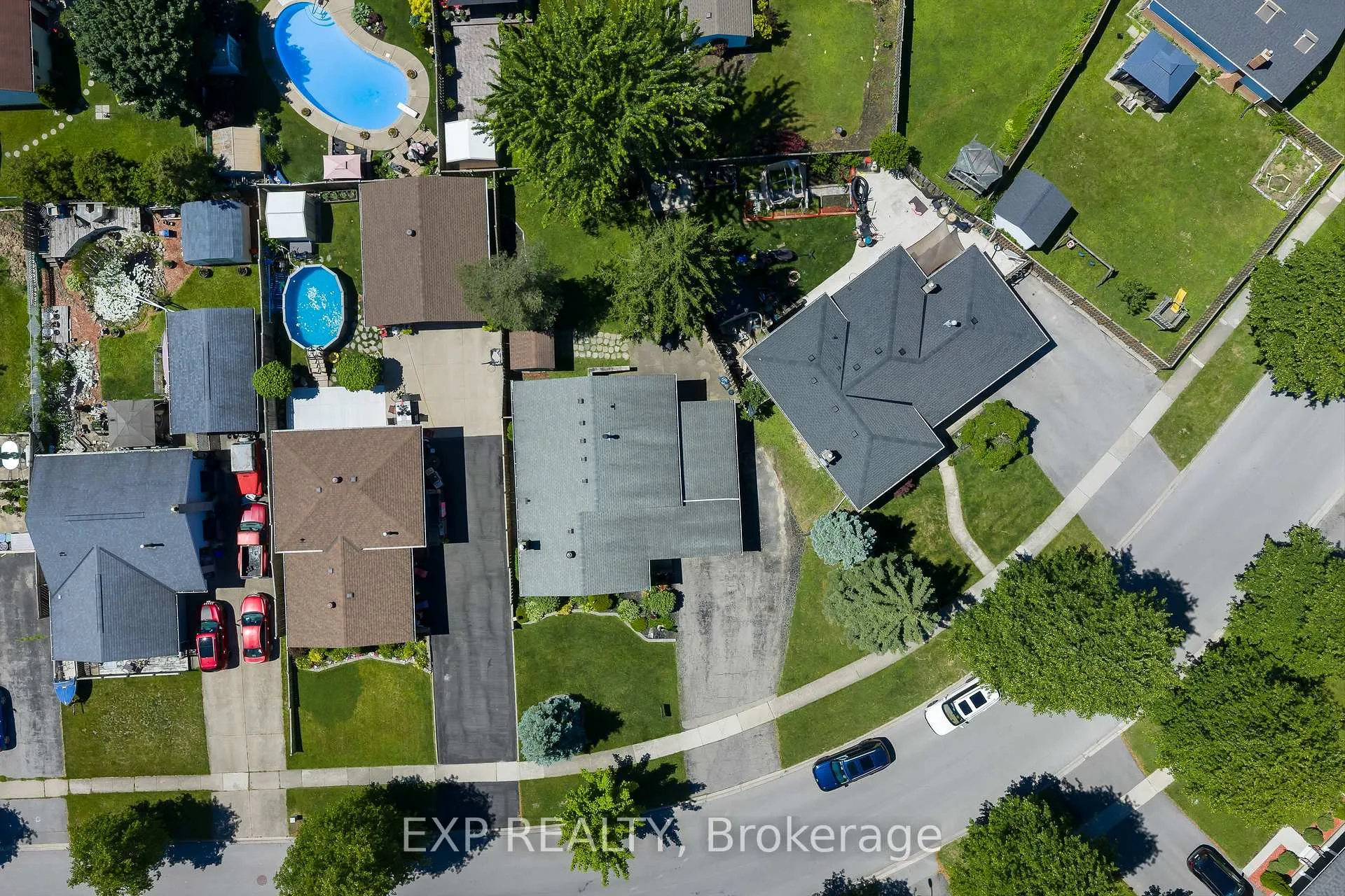 Photo 47 of 4083 Brookdale Drive, Niagara Falls, Ascot — HOMEH