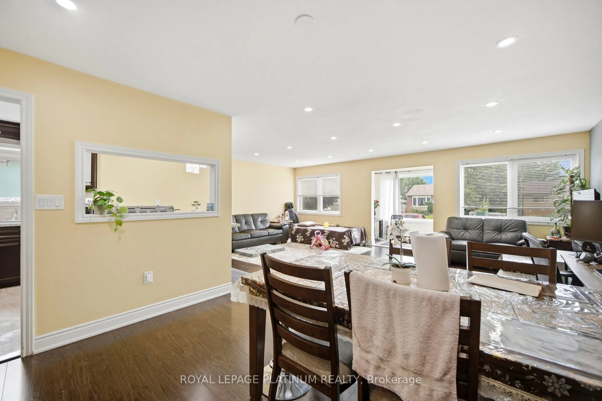 Photo 11 of 19 Golding Avenue, Brampton, Brampton East — HOMEH