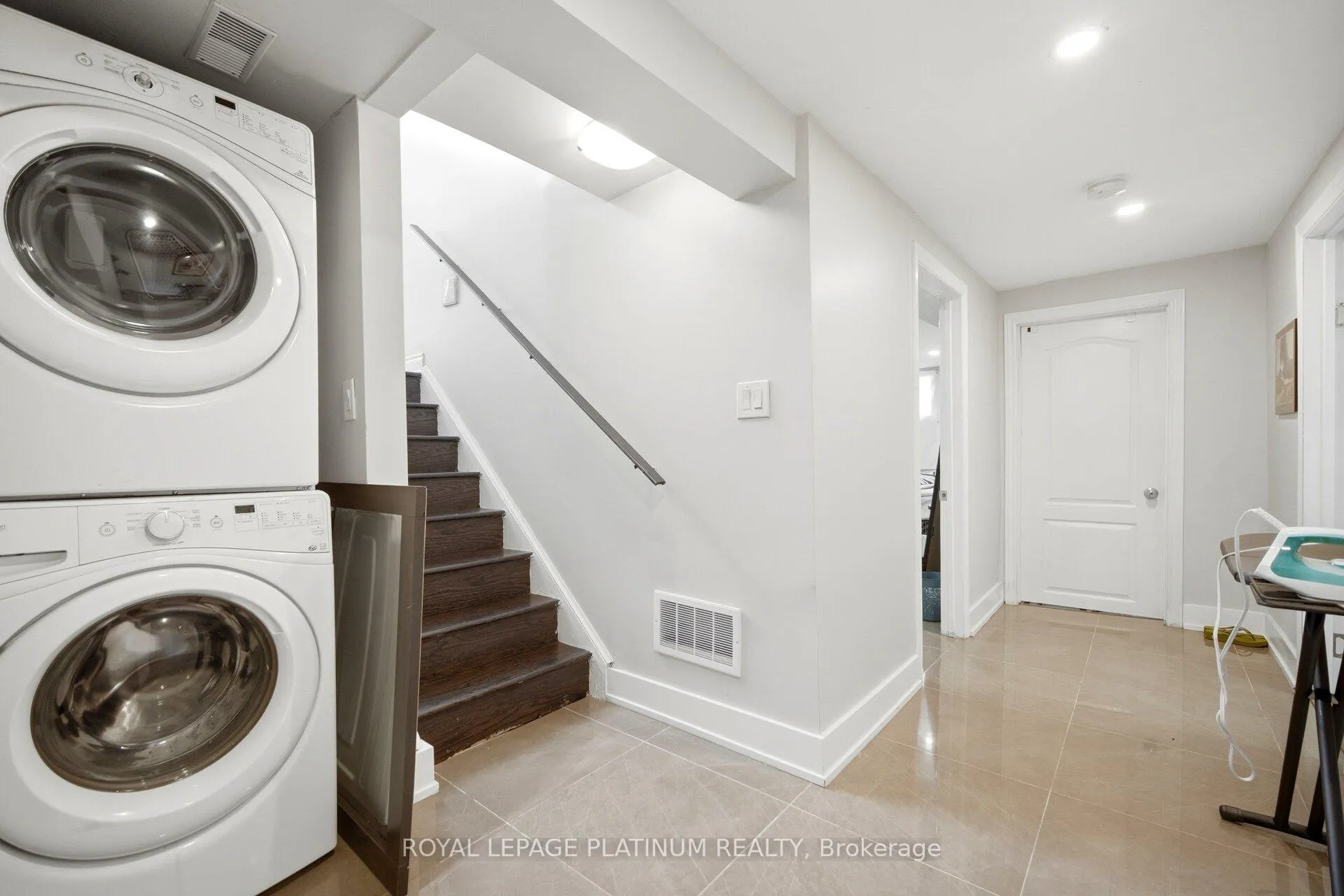 Photo 21 of 19 Golding Avenue, Brampton, Brampton East — HOMEH