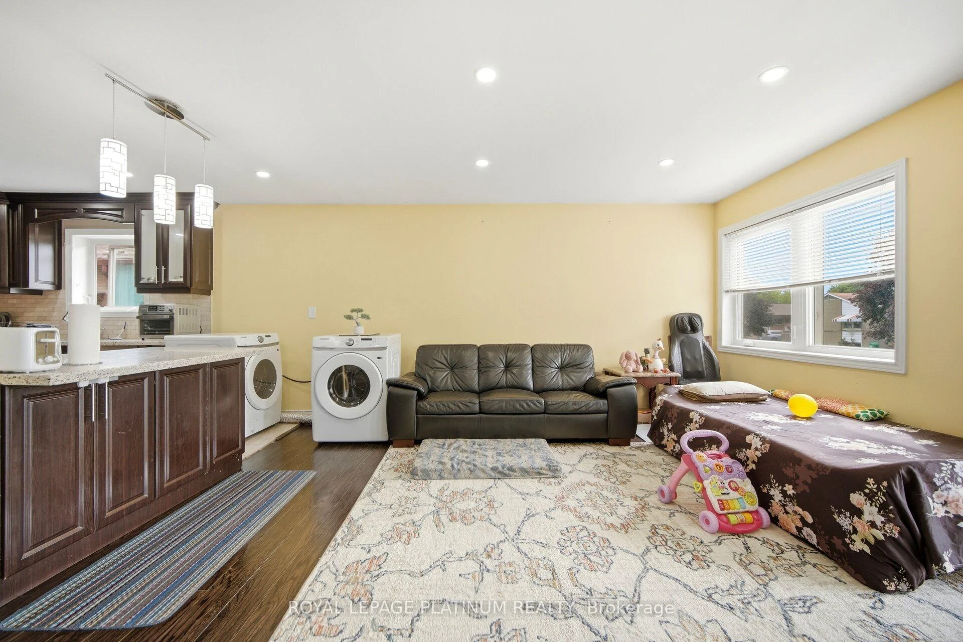 Photo 39 of 19 Golding Avenue, Brampton, Brampton East — HOMEH