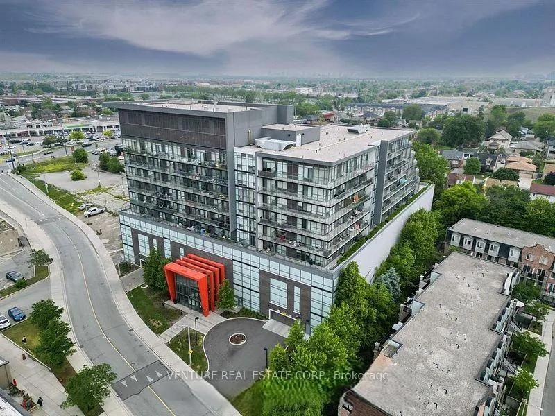 Front of Unit 824, 15 James Finlay Way
