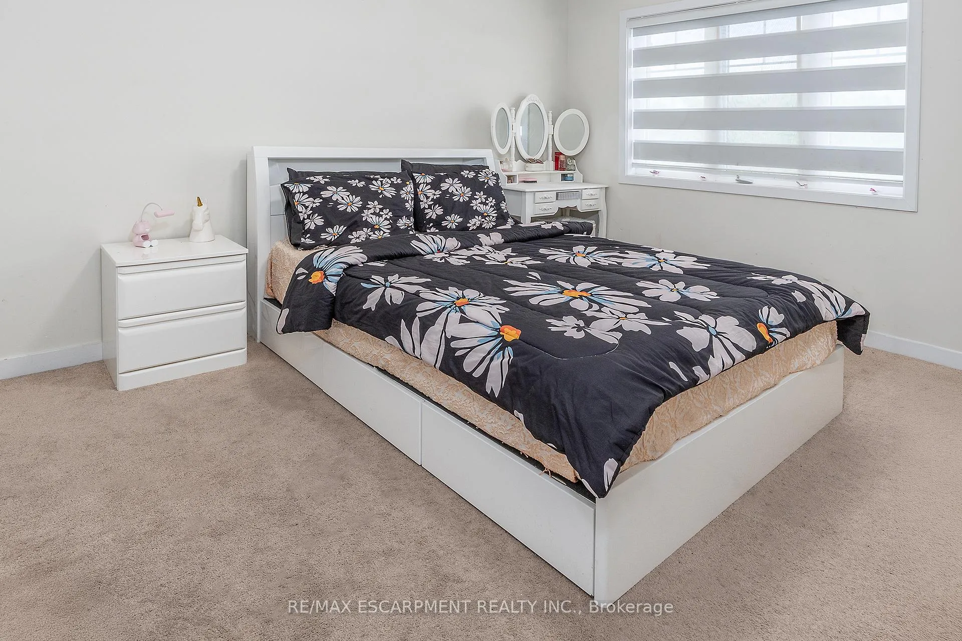 Photo 15 of 32 Hedges Crescent, Hamilton, Stoney Creek Mountain — HOMEH