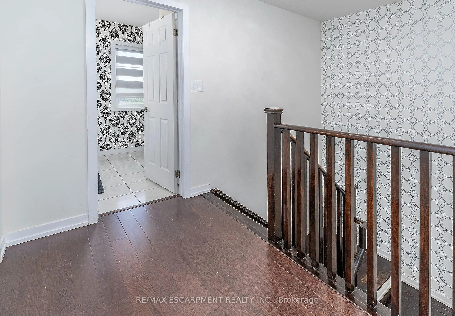 Photo 18 of 32 Hedges Crescent, Hamilton, Stoney Creek Mountain — HOMEH